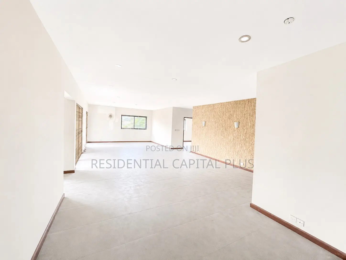 3bdrm Apartment in Osu Sunkwa Road for rent in Osu
