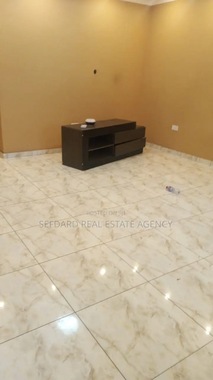 2bdrm Apartment in Sefdard Properties, Ablekuma for rent in Ablekuma