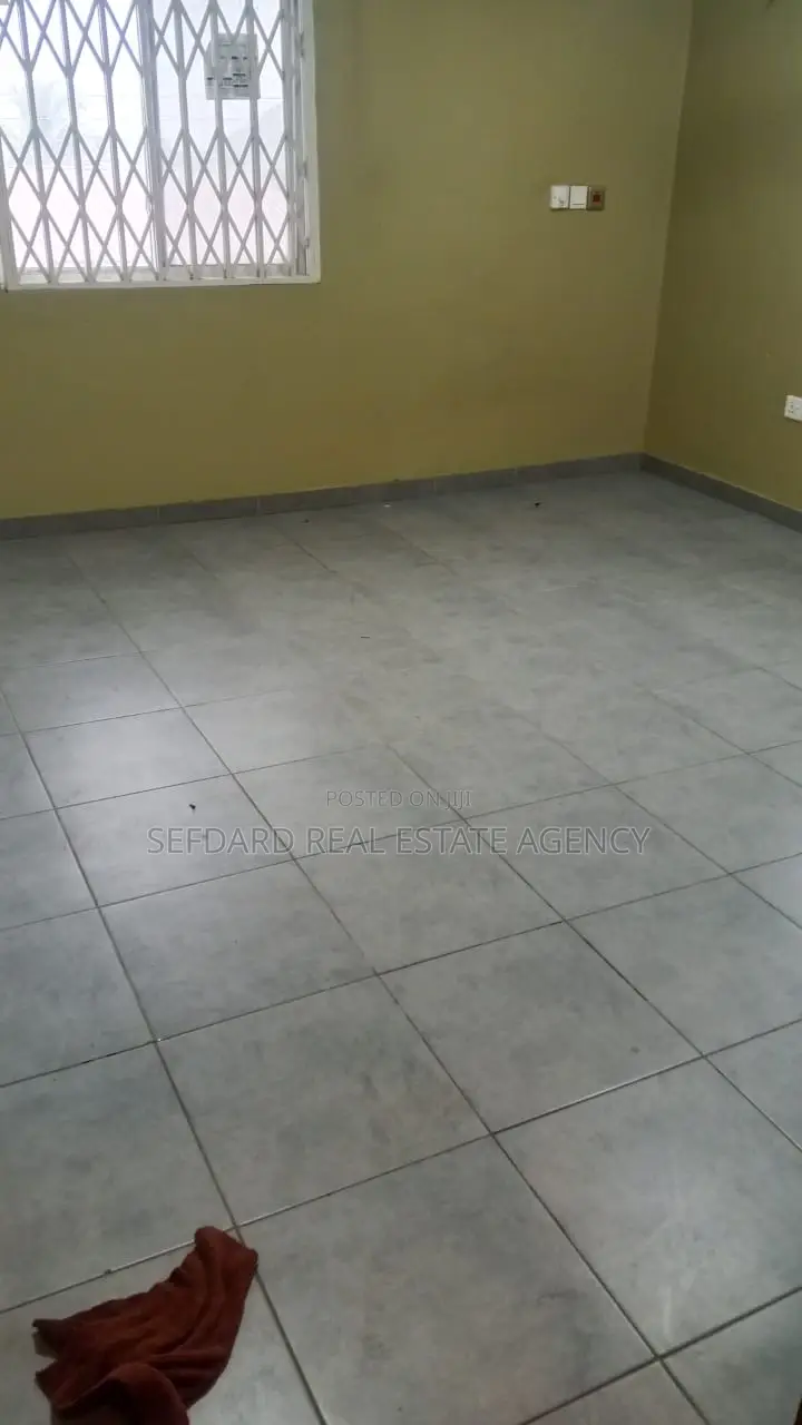 2bdrm Apartment in Sefdard Properties, Ablekuma for rent in Ablekuma