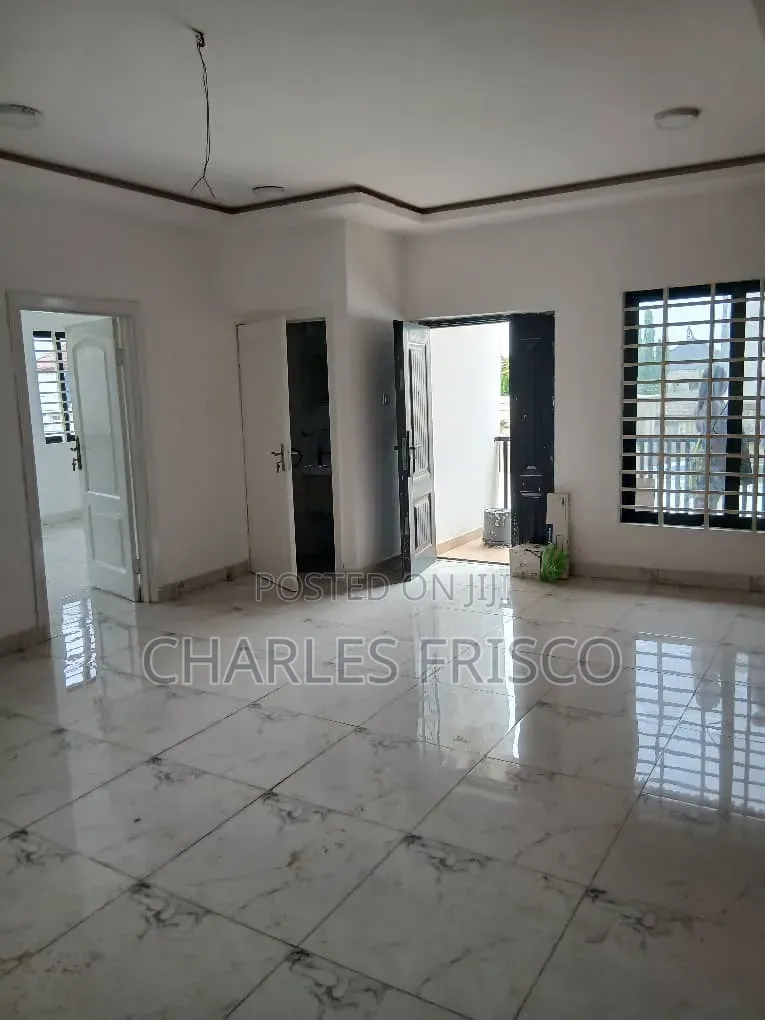 2bdrm Apartment in Fast Rent Agency, American House for rent in American House