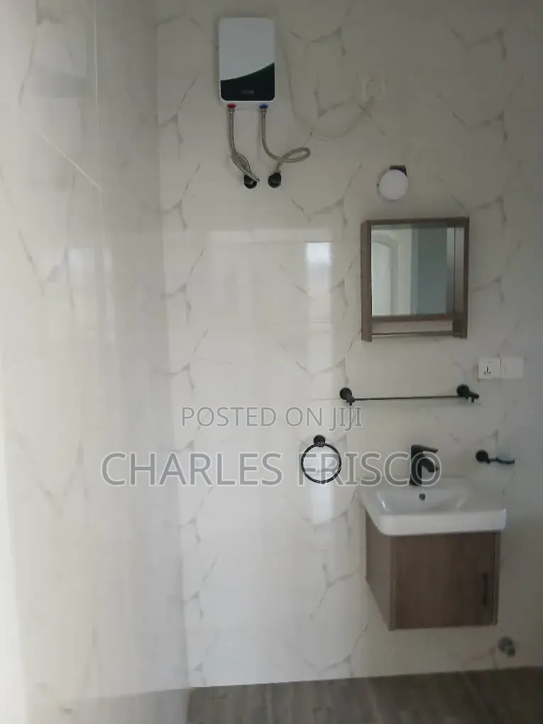 2bdrm Apartment in Fast Rent Agency, American House for rent in American House