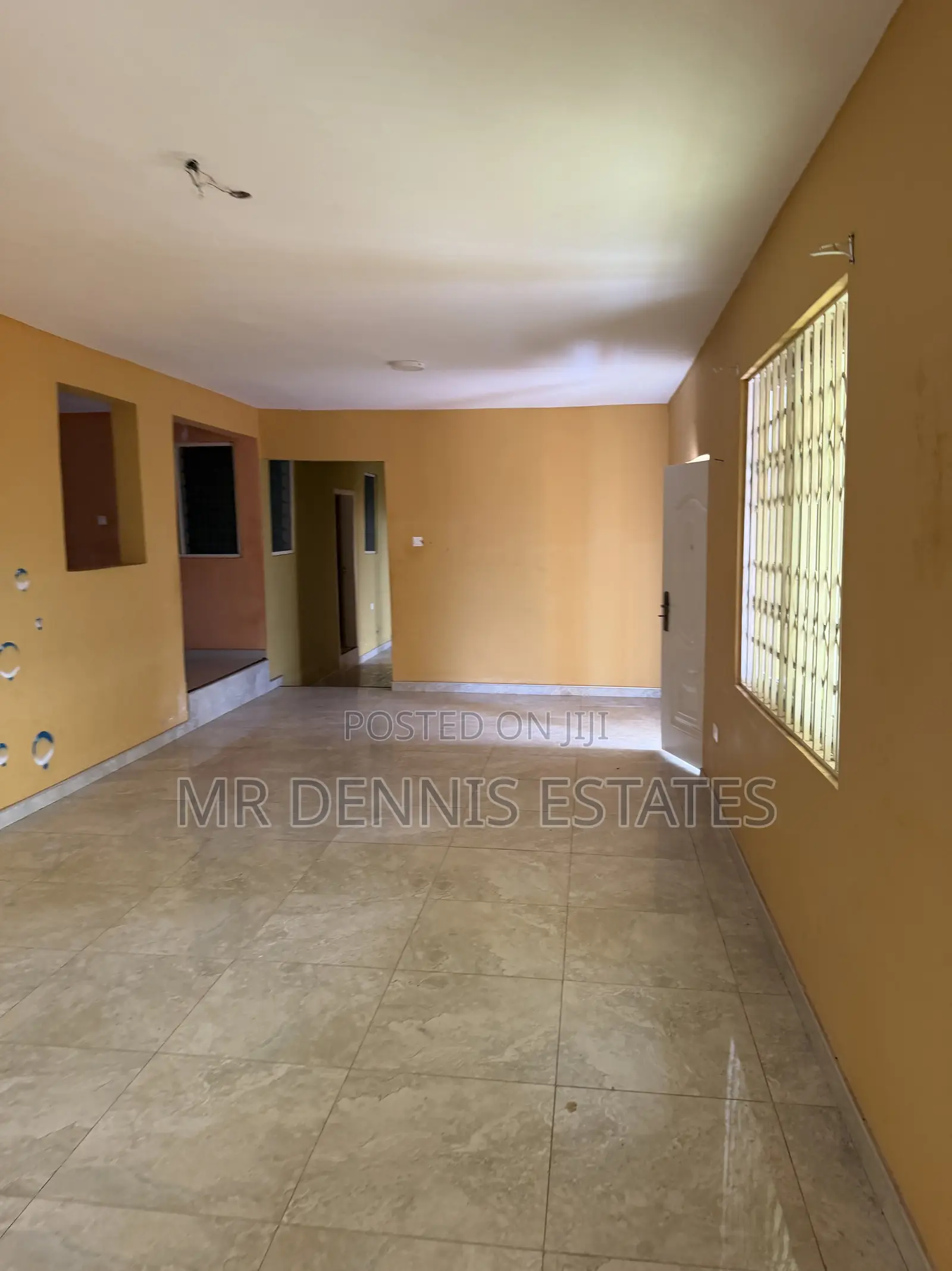 3bdrm Apartment in Weija Old Barrier for rent in Old Barrier