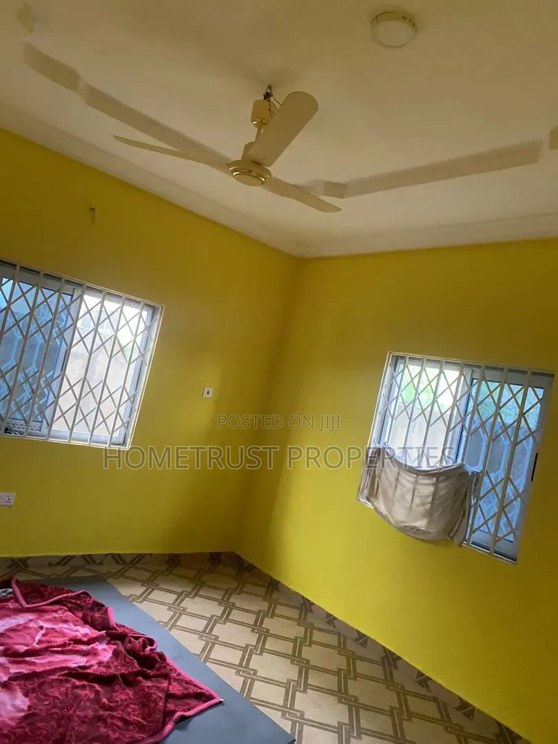 3bdrm House in Amasaman Kotoku for sale in Amasaman