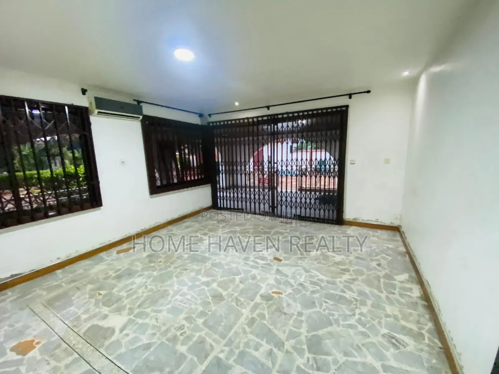 11 Office Space Rooms for Rent at Airport West Residentials in Airport Residential Area