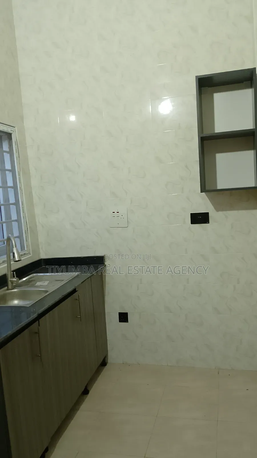 1bdrm Apartment in Ogbojo., Police Station for rent in Police Station