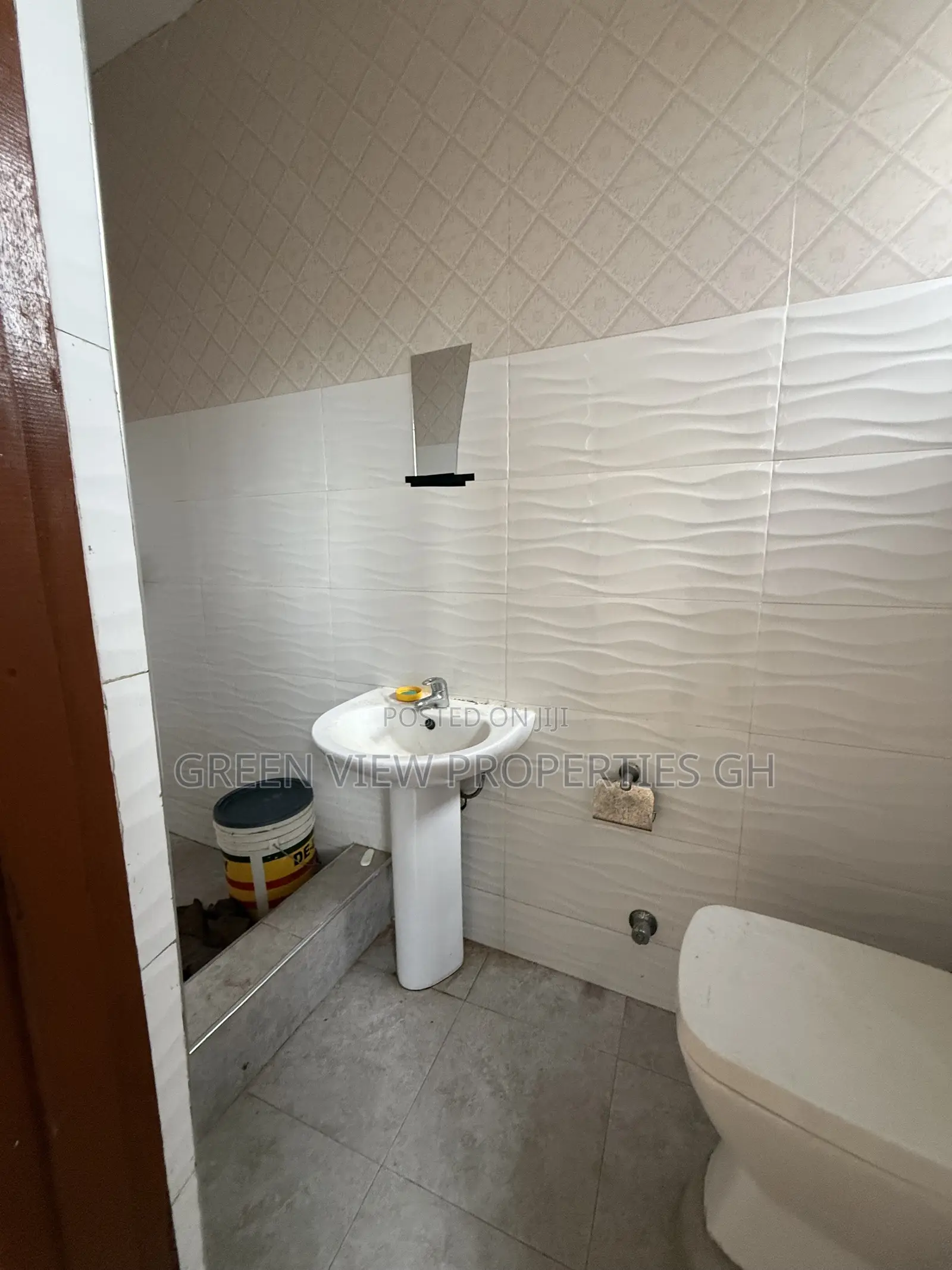 2bdrm Apartment in West Hills Mall Area for rent in West Hills Mall Area