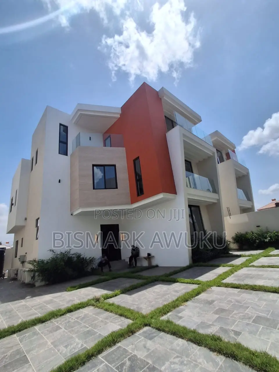 4bdrm House in Dzorwulu for sale in Dzorwulu