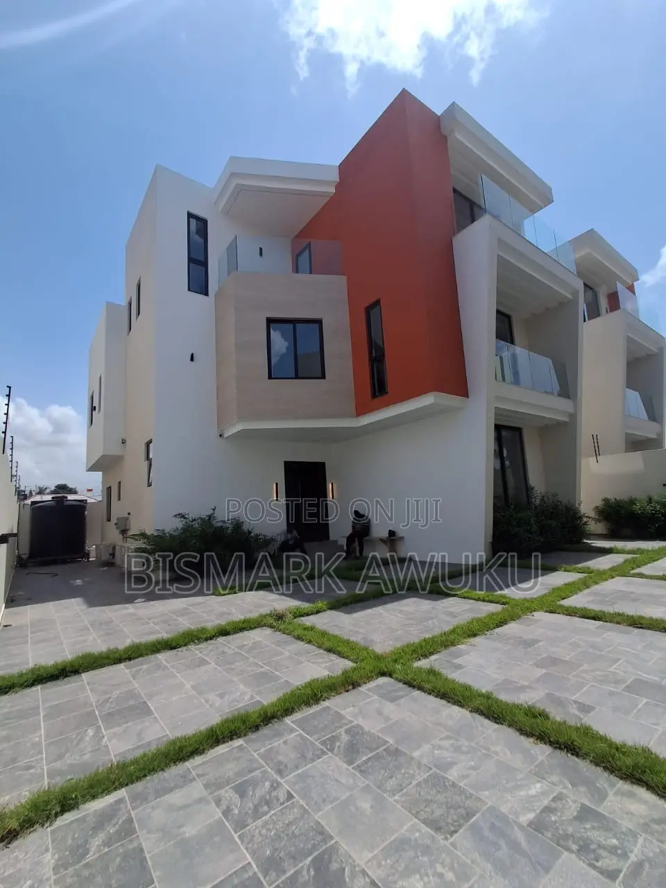 4bdrm House in Dzorwulu for sale in Dzorwulu