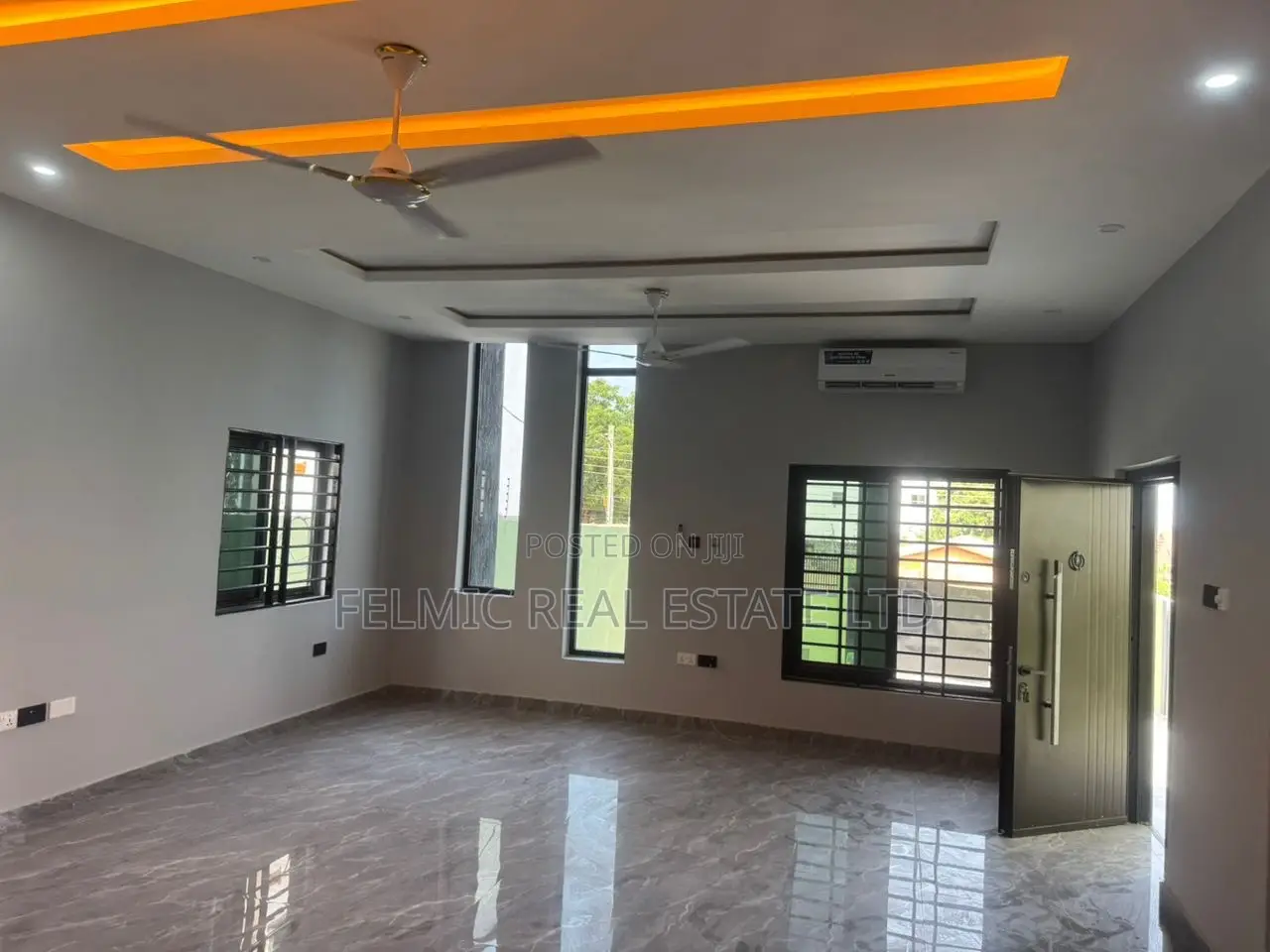 4bdrm Duplex in Felmic Real Estate, Unity Closed for sale in Unity Closed
