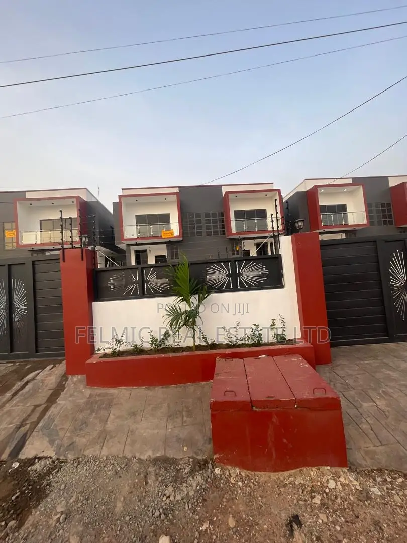 4bdrm Duplex in Felmic Real Estate, Pokuase for sale in Pokuase