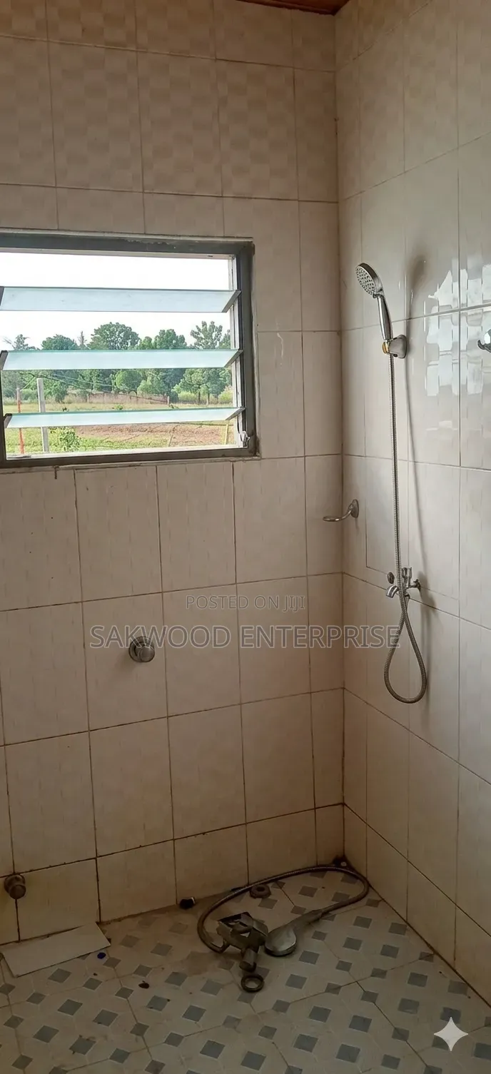 1bdrm Apartment in Sakwood Enterprise, Sasaabi for rent in Sasaabi