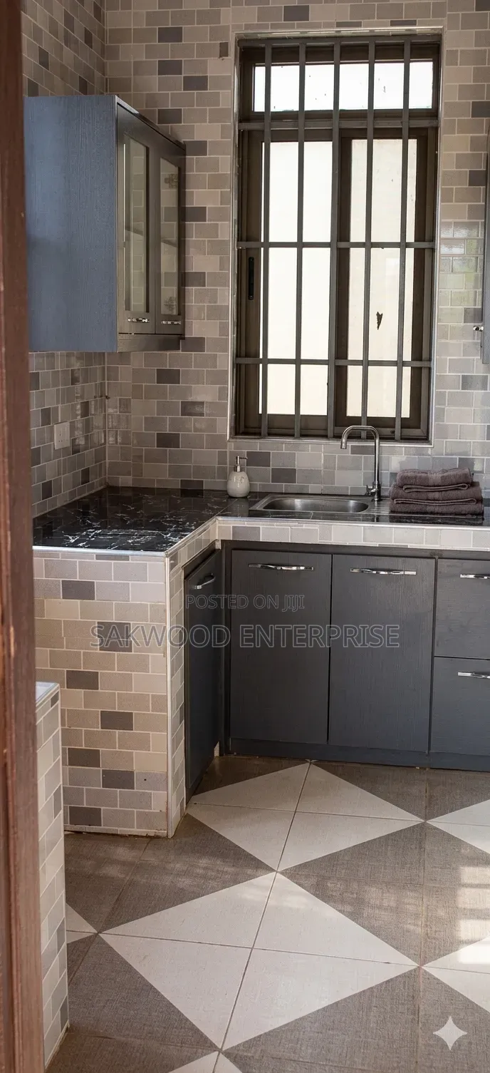 1bdrm Apartment in Sakwood Enterprise, Valley View Area for rent in Valley View Area