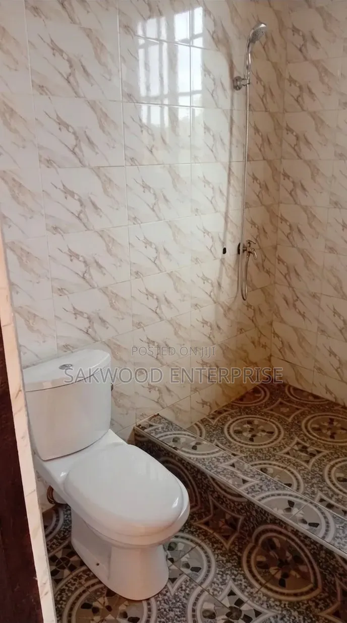 1bdrm Apartment in Sakwood Enterprise, Valley View Area for rent in Valley View Area
