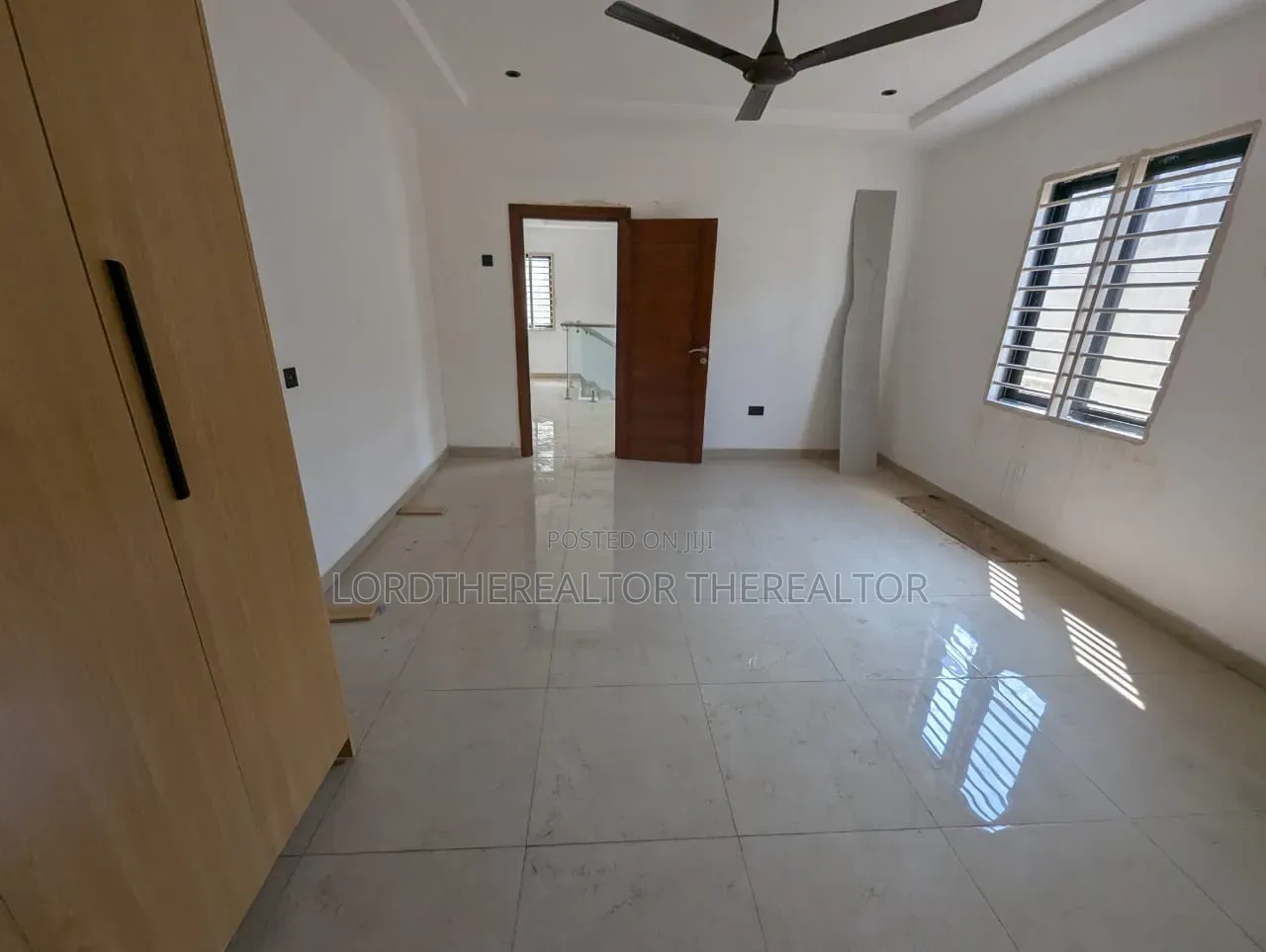 3bdrm Duplex in The Mall for rent in The Mall