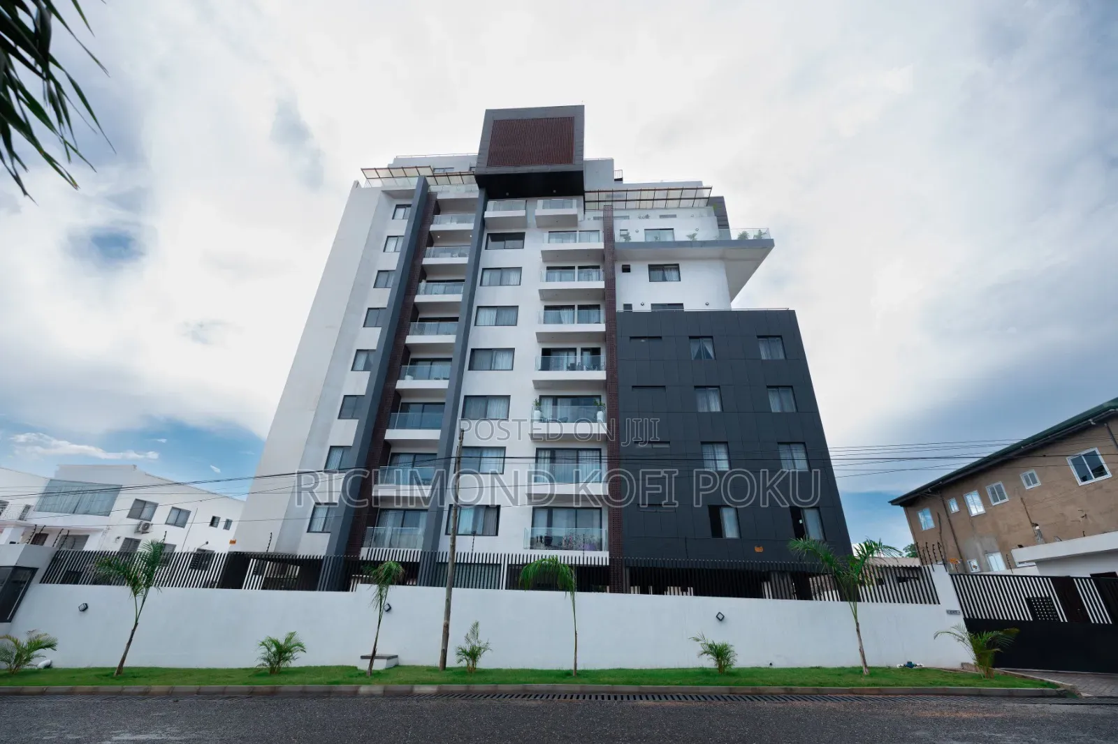 2bdrm Apartment in Kofis Realty, Boundary Road Area for sale in Boundary Road Area