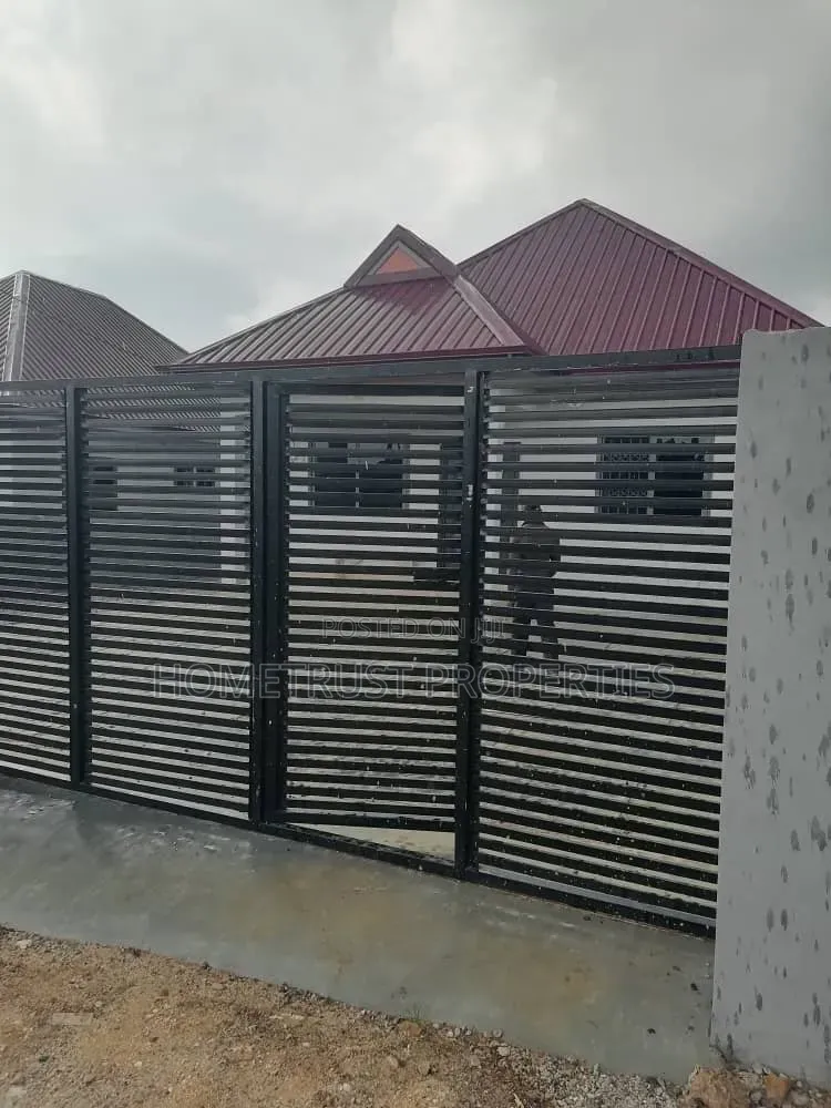 2bdrm House in Amasaman Pobimen for rent in Amasaman