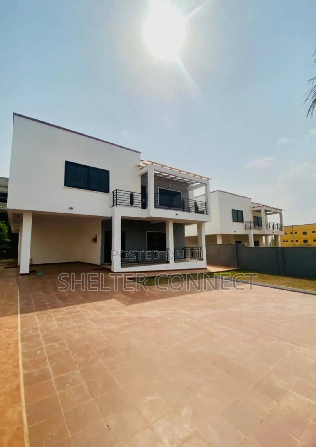 4bdrm Duplex in East Legon Hills, School Junction for rent in School Junction