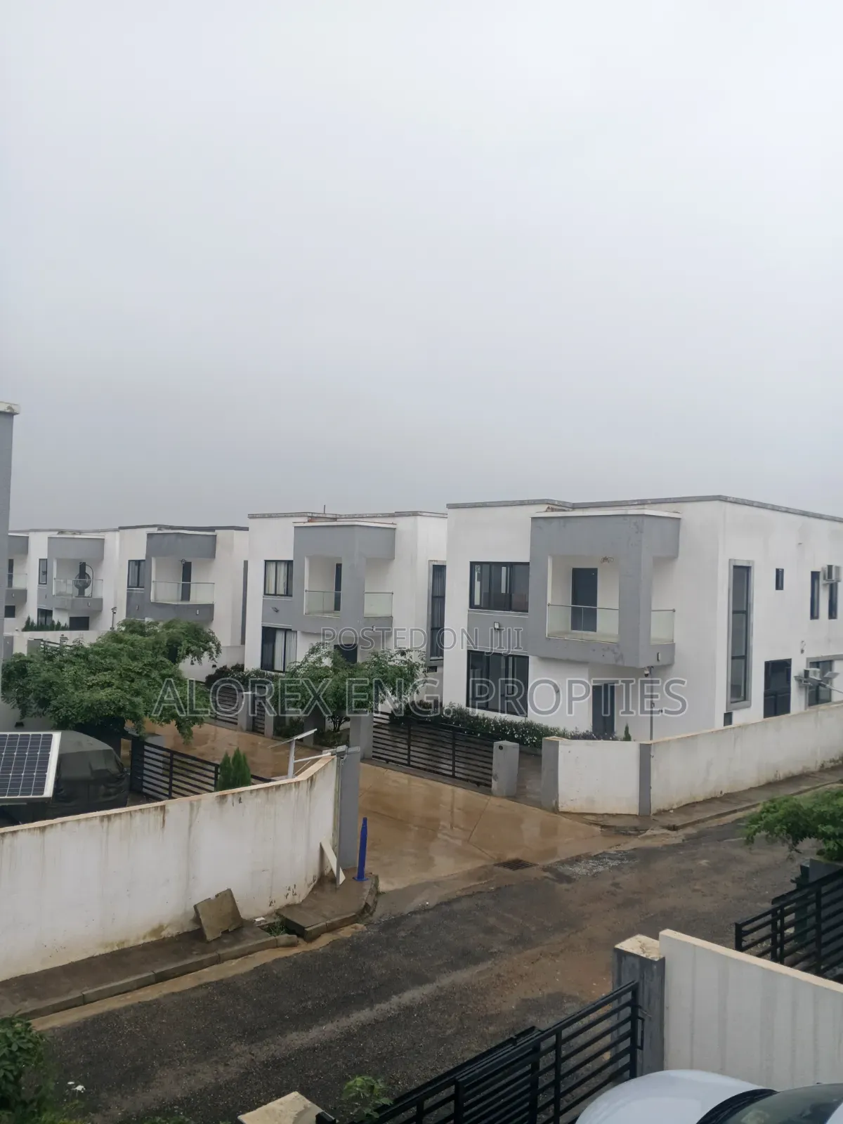 2bdrm Duplex in Oyarifa , Ghana Flag for sale in Ghana Flag