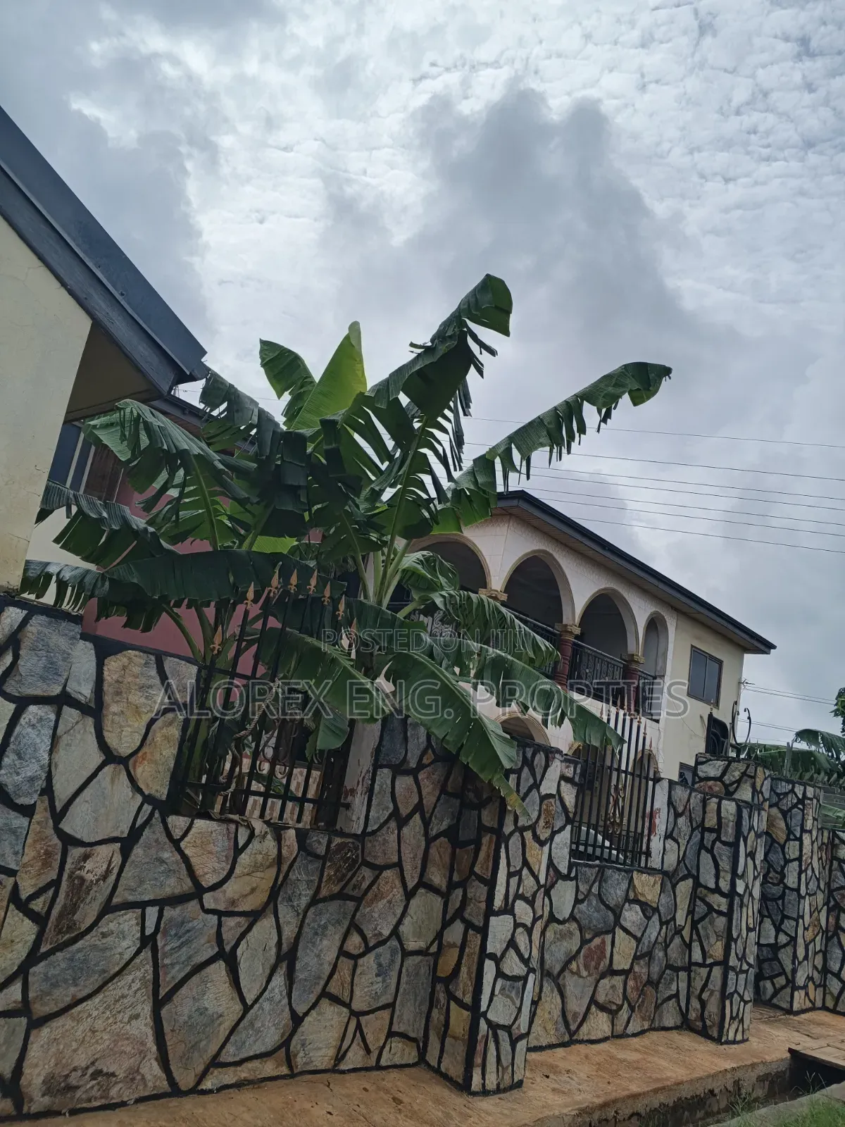 1bdrm Apartment in Adenta Amanfro, Frafraha for rent in Frafraha