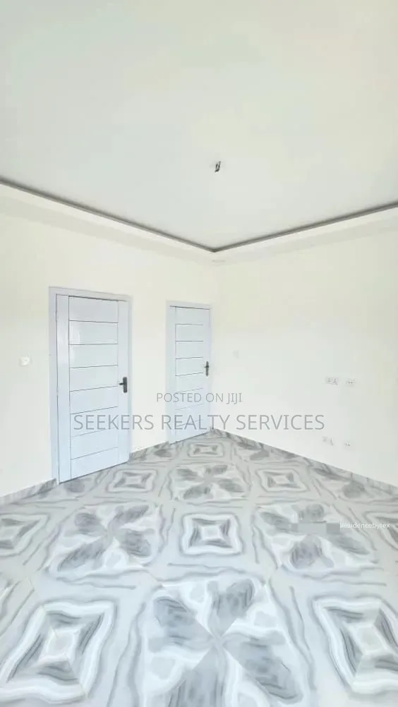 3bdrm House in Seekers Realty, Baatsona Total for sale in Baatsona Total