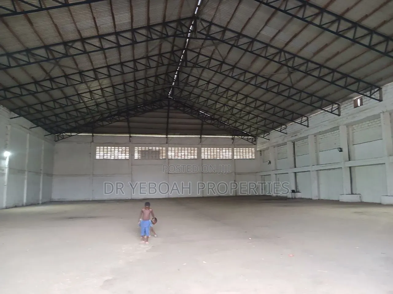 Spintex :Warehouse For Rent in Baatsona Total