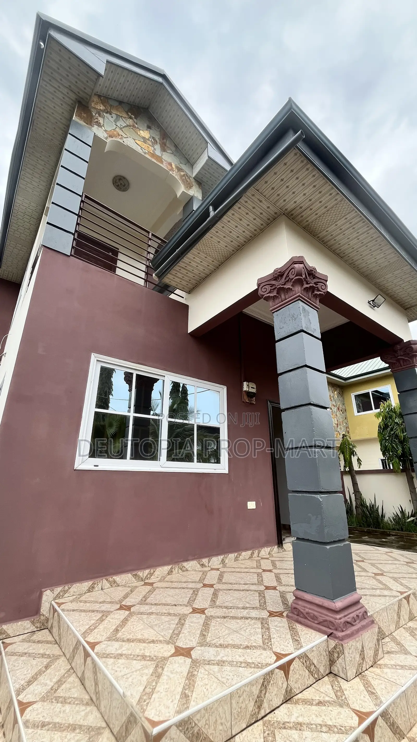 4bdrm Duplex in Paradise Court, Tema Metropolitan for rent in Tema Metropolitan