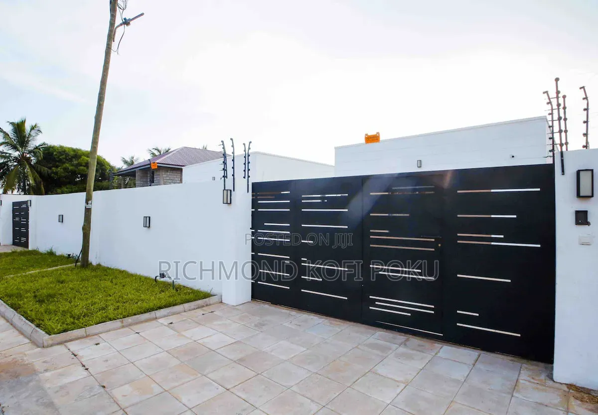 3bdrm House in Kofis Realty, Sakumono for sale in Sakumono