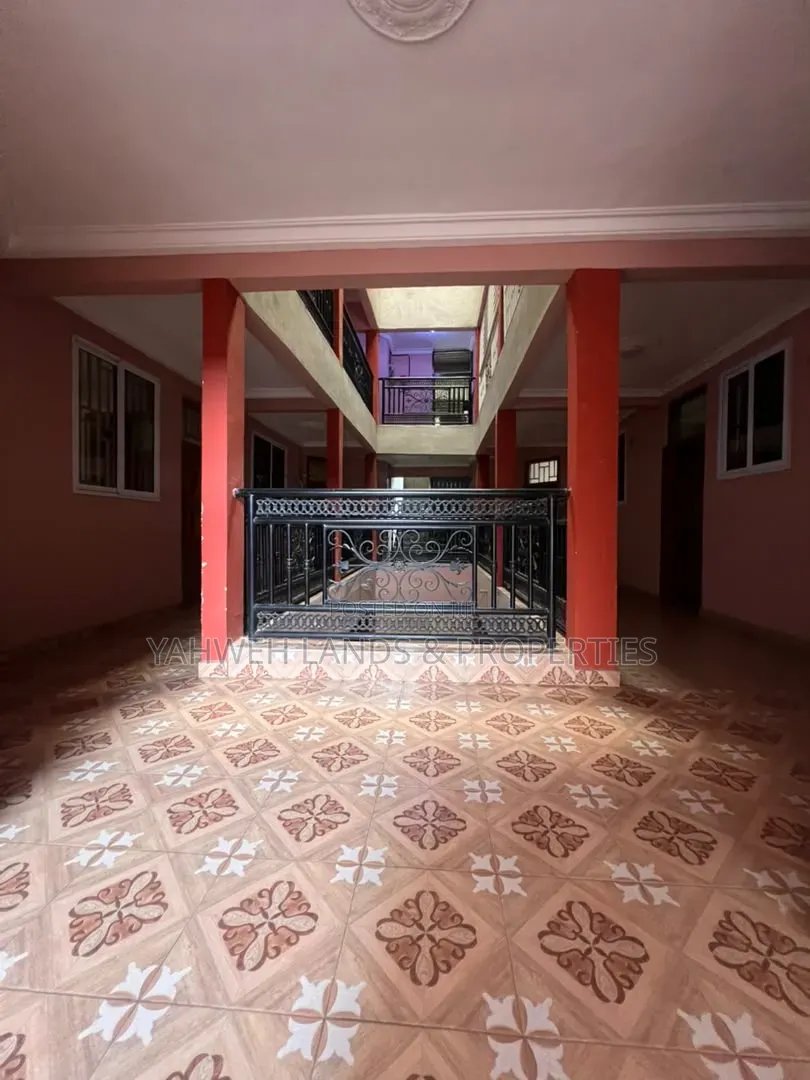 1bdrm Apartment in Baatsona Total for rent in Baatsona Total