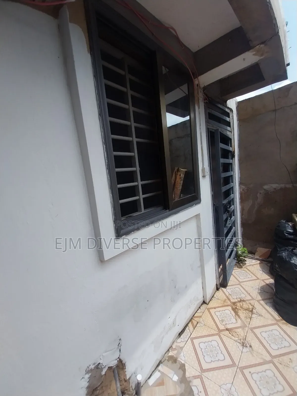 1bdrm Apartment in Paris Villa, Teshie for rent in Teshie