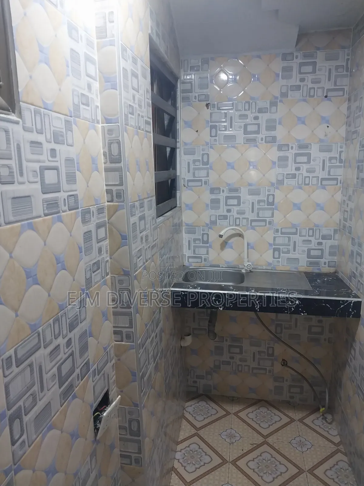 1bdrm Apartment in Paris Villa, Teshie for rent in Teshie