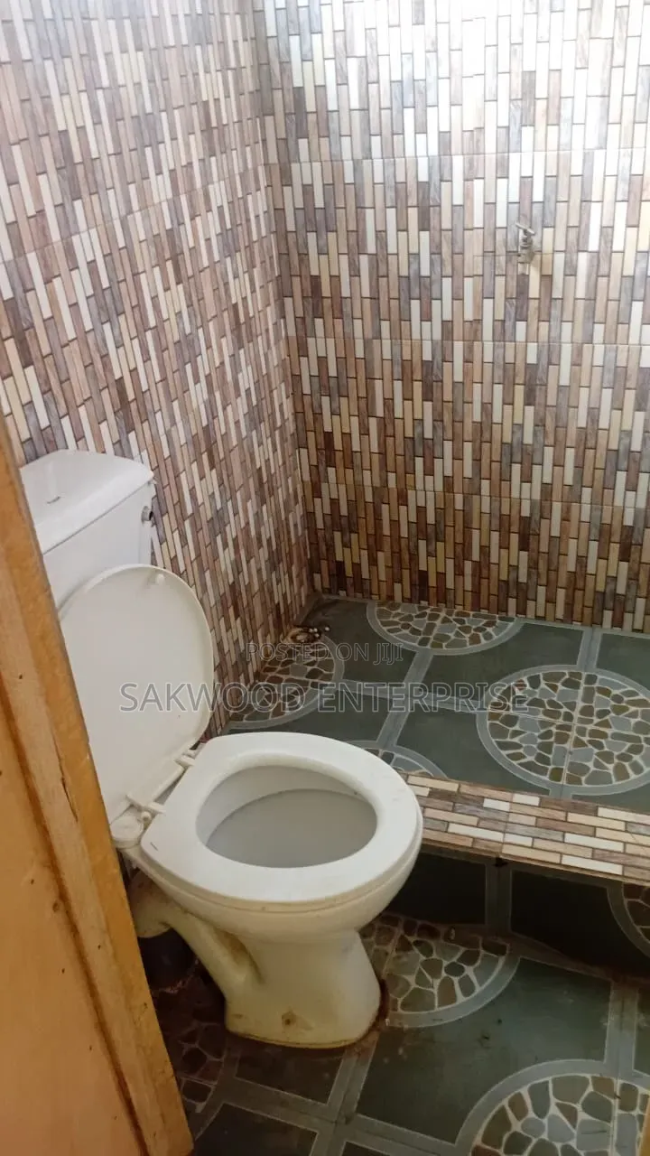 1bdrm Apartment in Sakwood Enterprise, Sasaabi for rent in Sasaabi