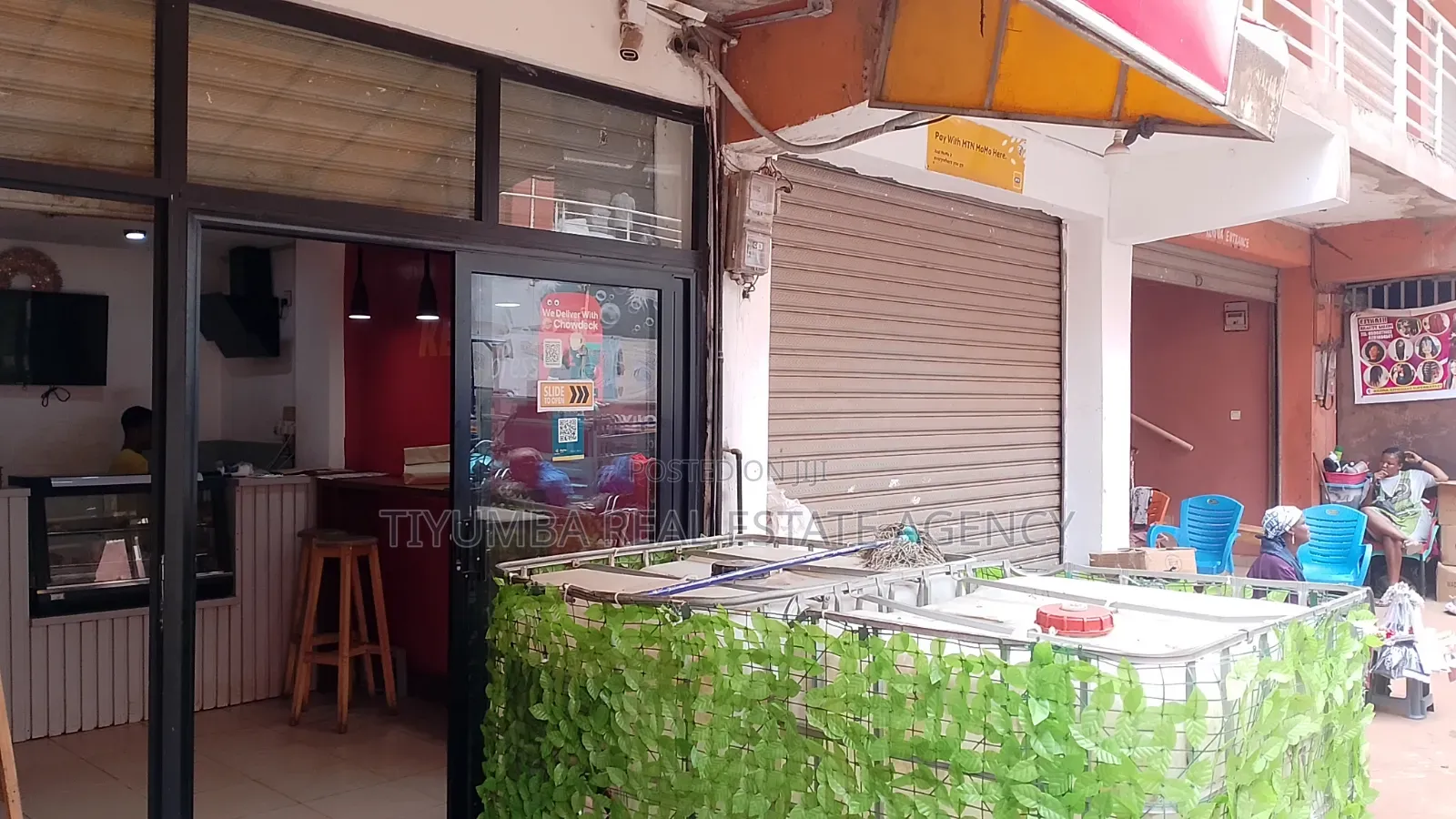 Shop for Rent in Madina Market. in Zongo Junction