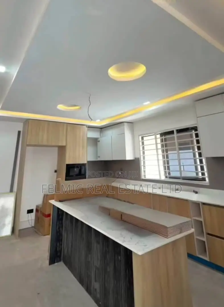 4bdrm Duplex in Felmic Real Estate, Sakumono for sale in Sakumono