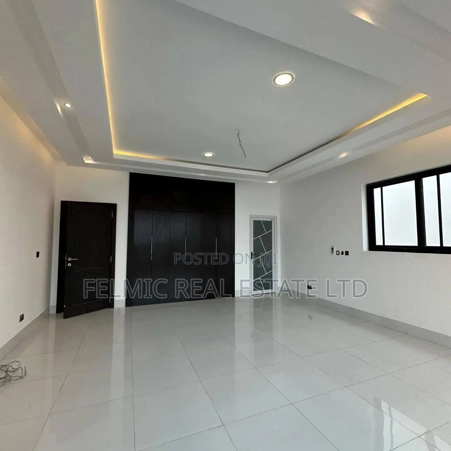 4bdrm Duplex in Felmic Real Estate, Coca Cola for sale in Coca Cola