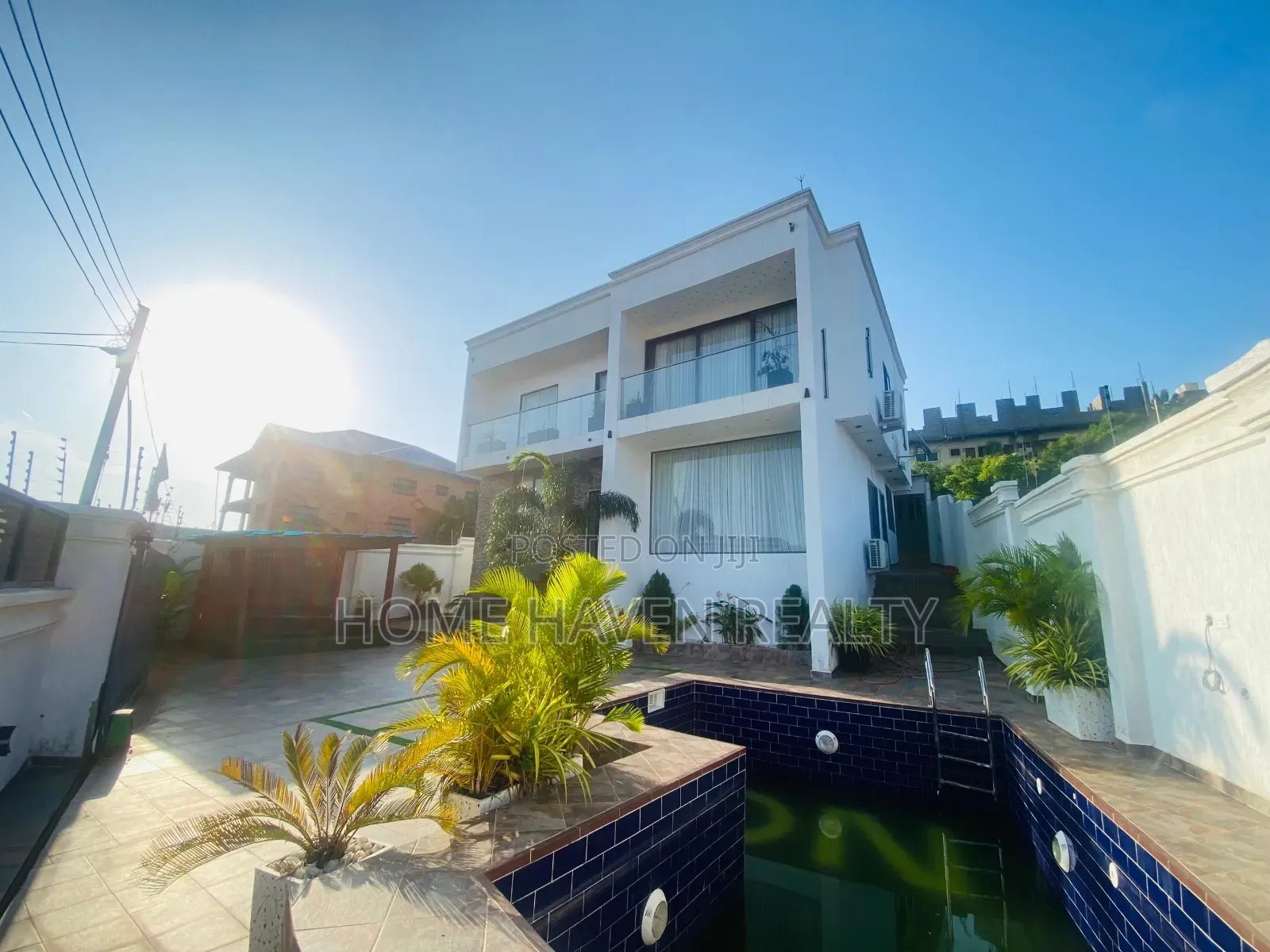 Furnished 3bdrm House in Krokrobite - New, West Hills Mall Area in West Hills Mall Area