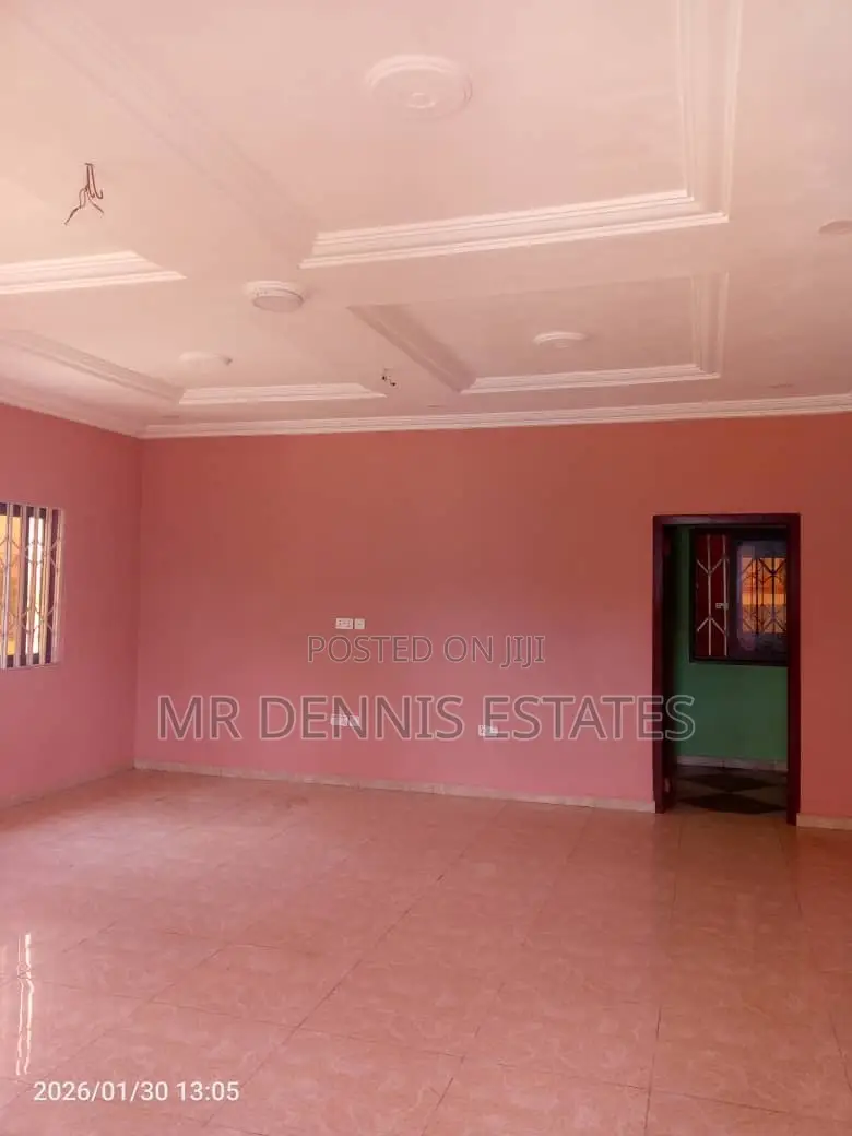 3bdrm Apartment in Westhills Mall for rent in West Hills Mall Area