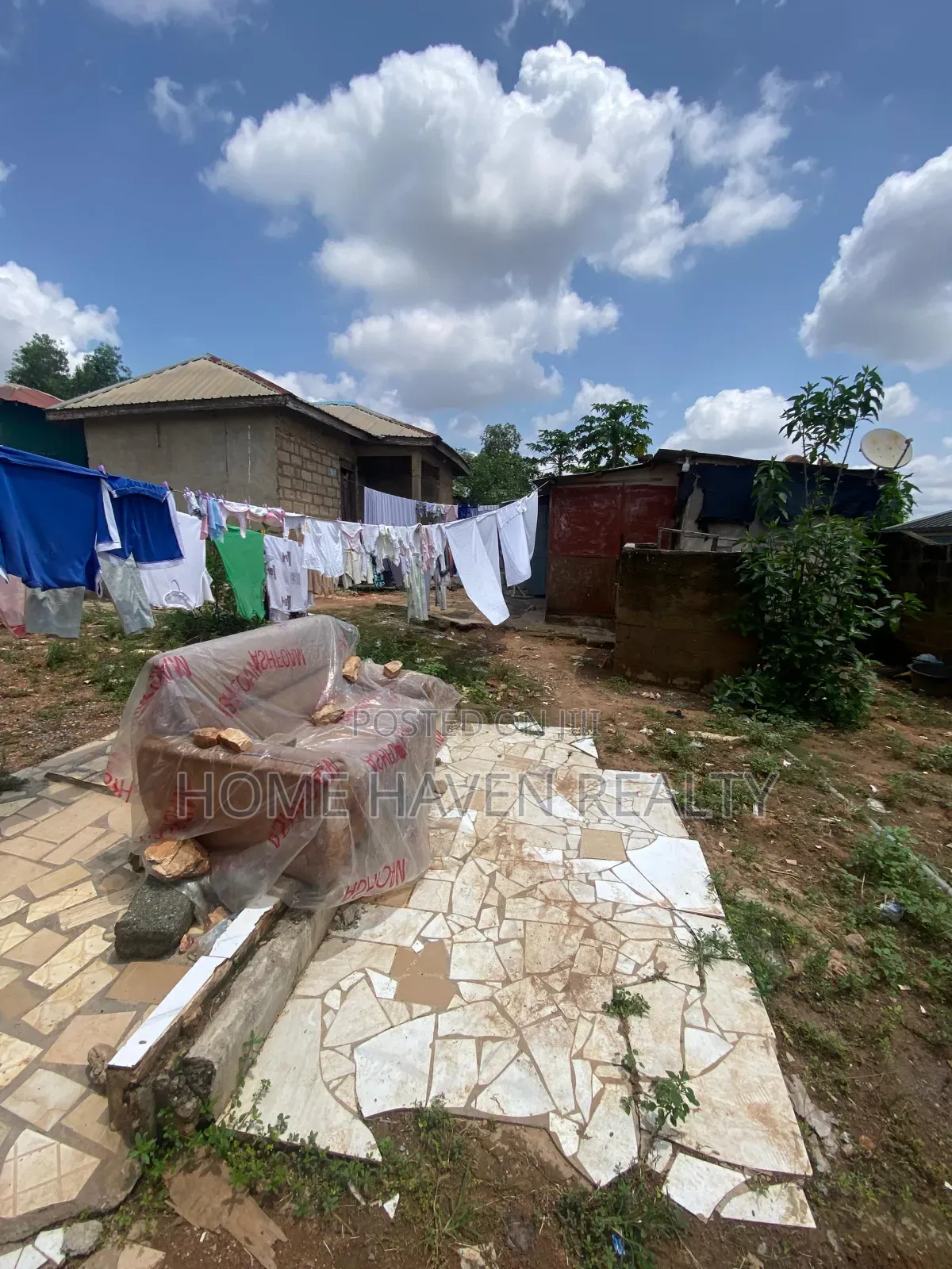 70/100 Land for Sale at Sowutoum Ofankor 7 Days in Last Stop