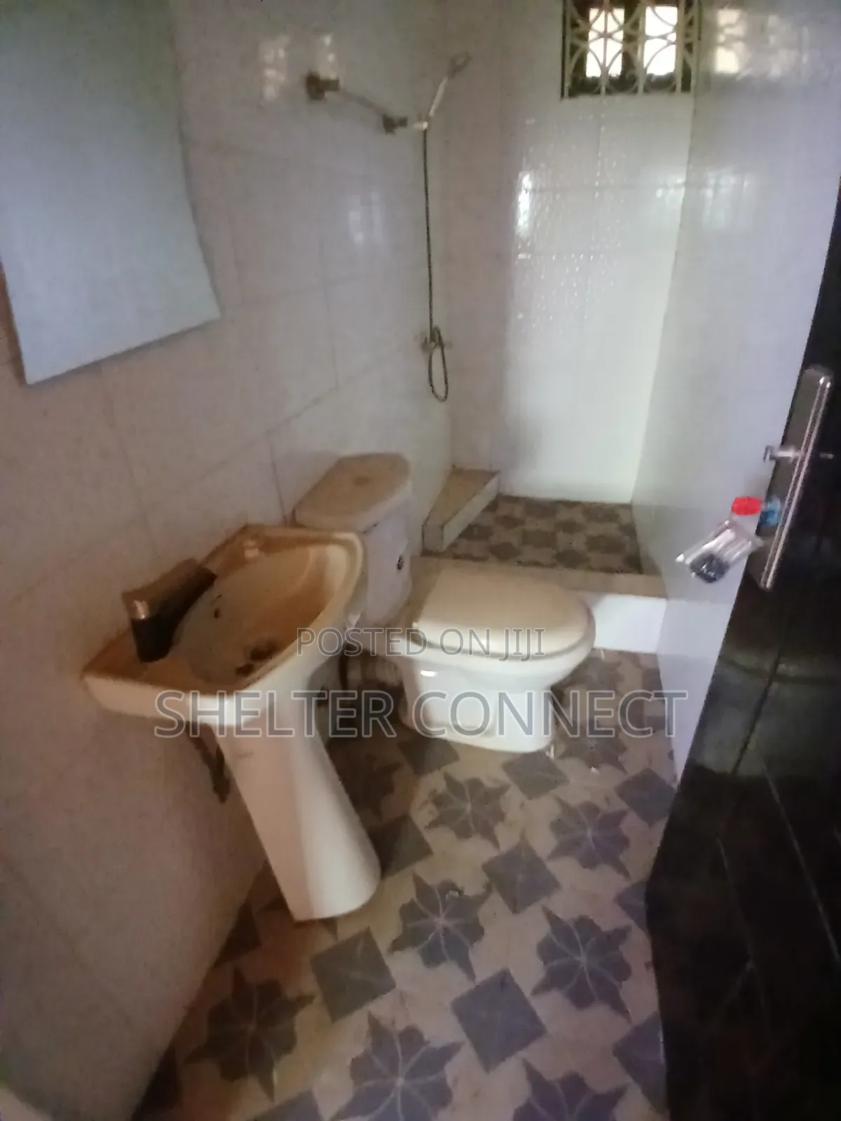 2bdrm Apartment in East Legon Hills, School Junction for rent in School Junction