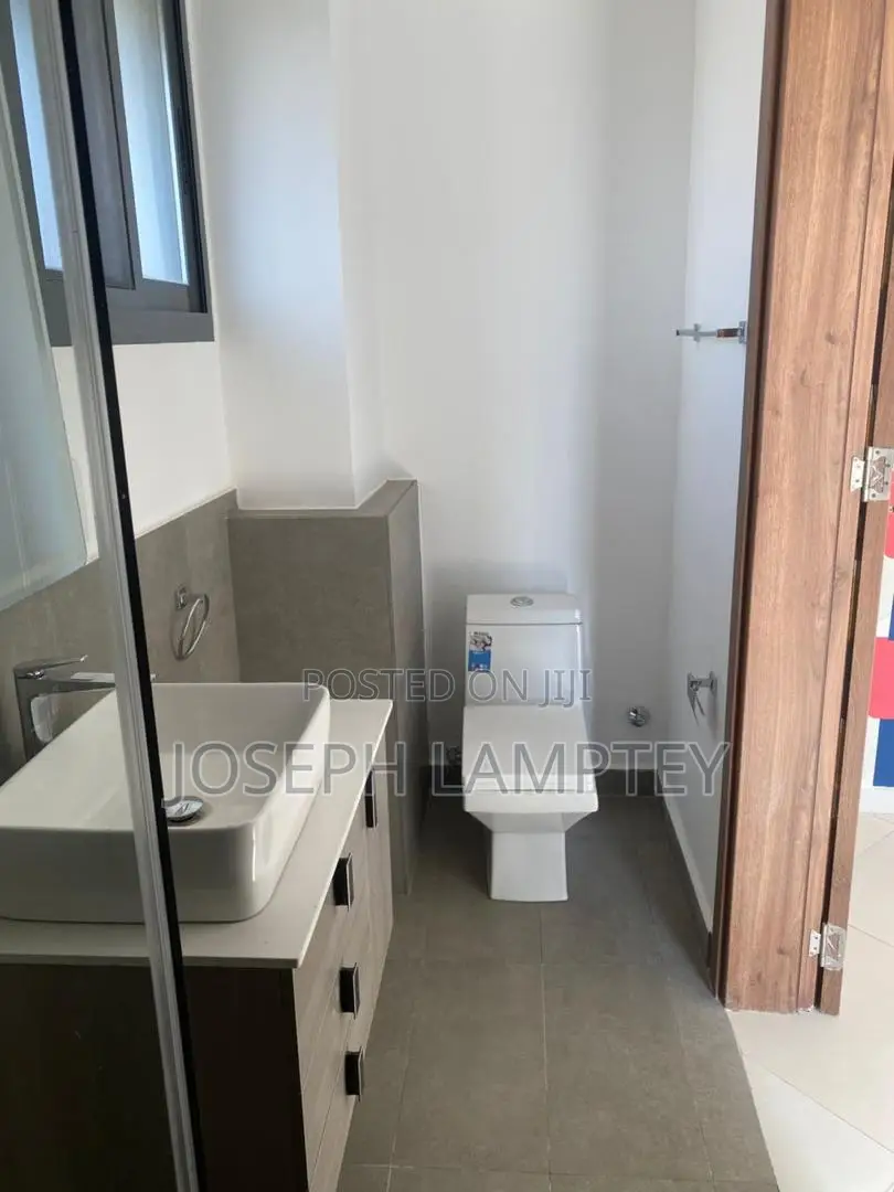 2bdrm Apartment in Joseph Lamptey, Airport Residential Area for rent in Airport Residential Area