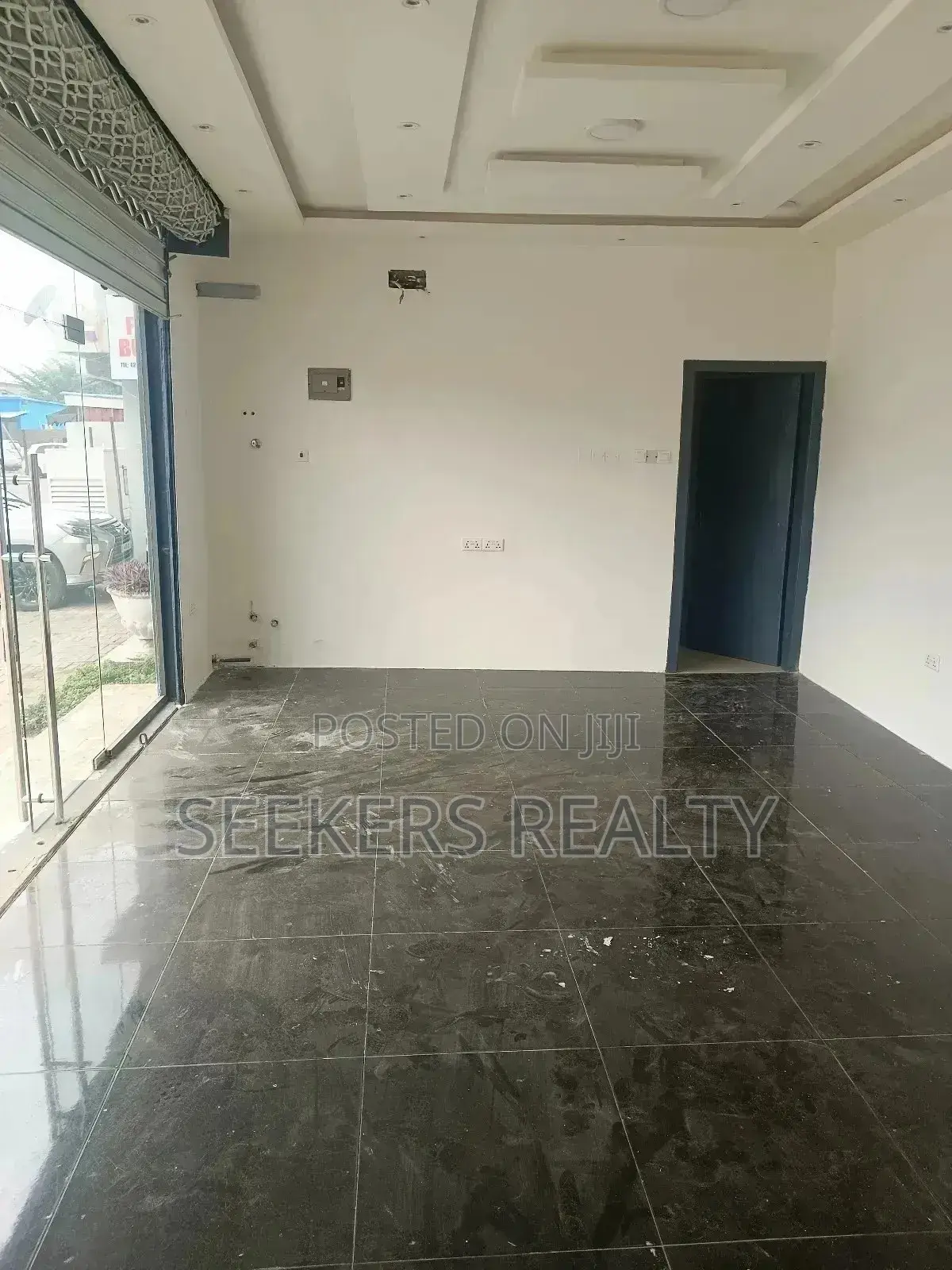 Shop for Rent at Osu in Osu