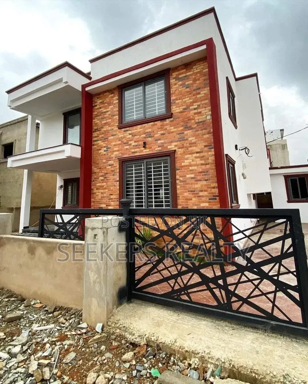 4bdrm Townhouse/Terrace in Seekers Realty, East Legon for Sale in East Legon