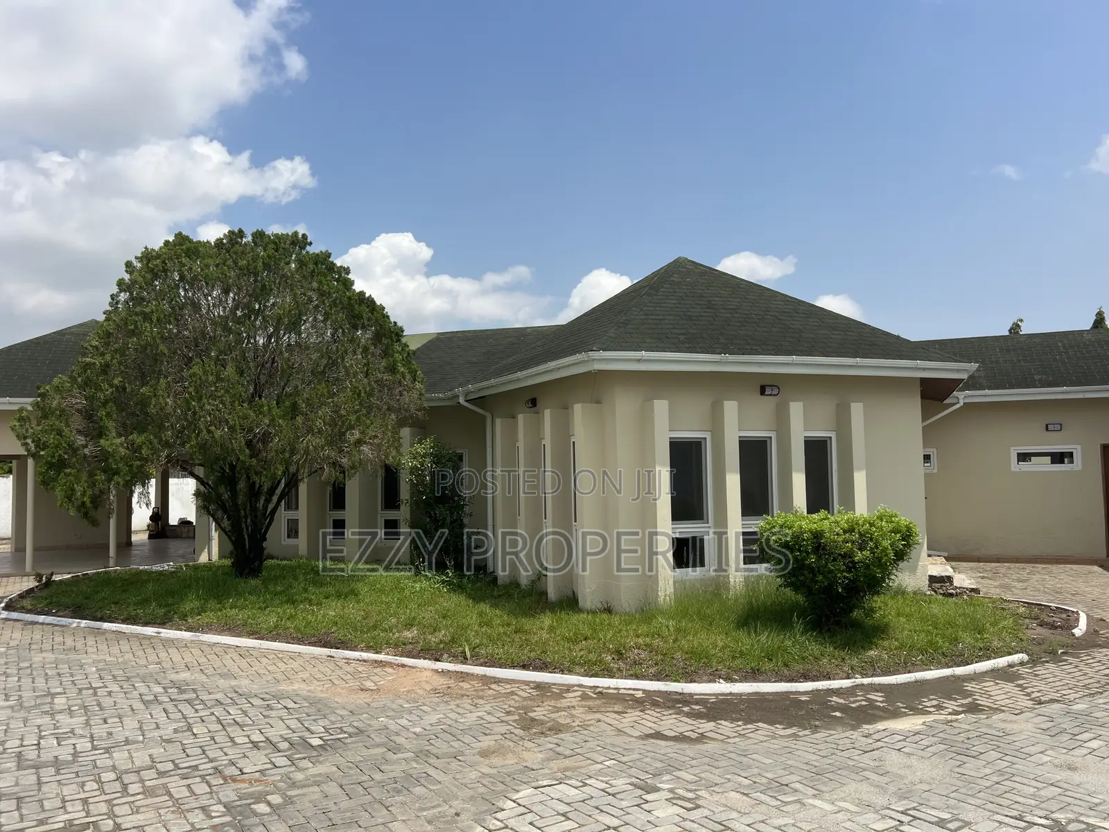 9bdrm House in East Legon for rent in Ga East Municipal