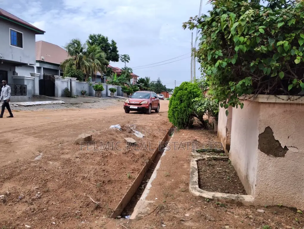 5bdrm House in Felmic Real Estate, Ofankor for sale in Ofankor