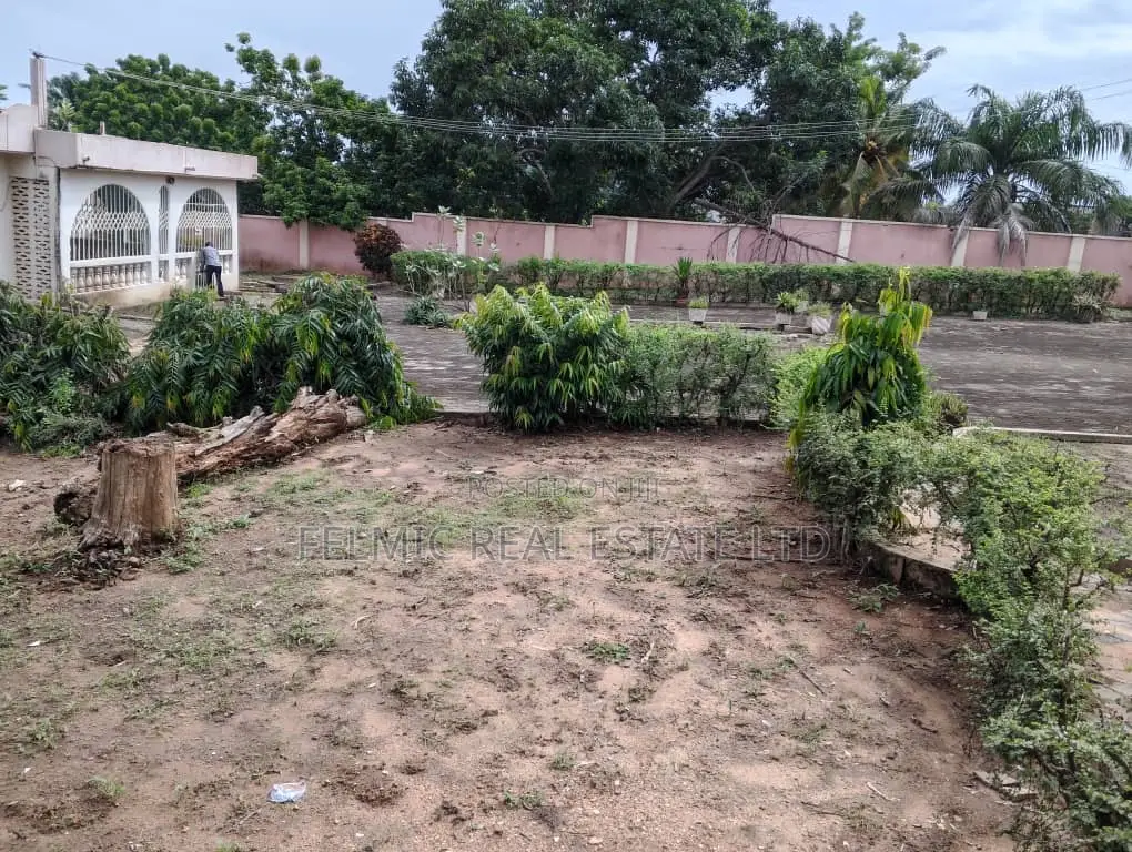 5bdrm House in Felmic Real Estate, Ofankor for sale in Ofankor
