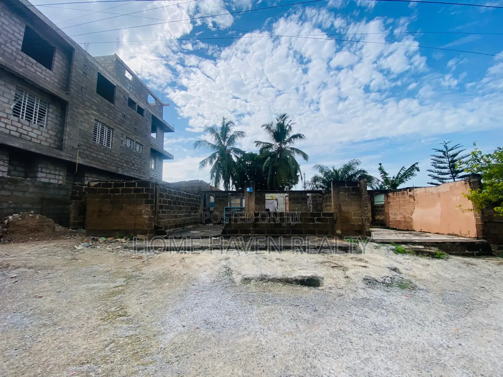 0.13 Acre Land for Sale at Achimota Abc in Neoplan