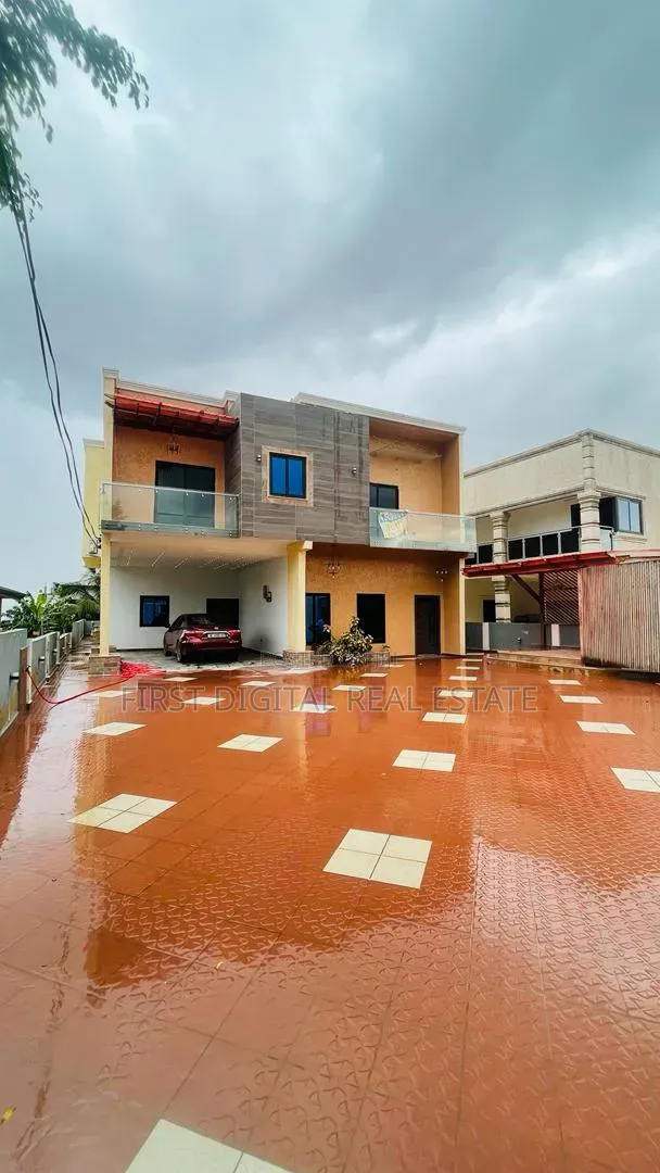 4bdrm House in First Digital Real, Kwabenya for sale in Kwabenya