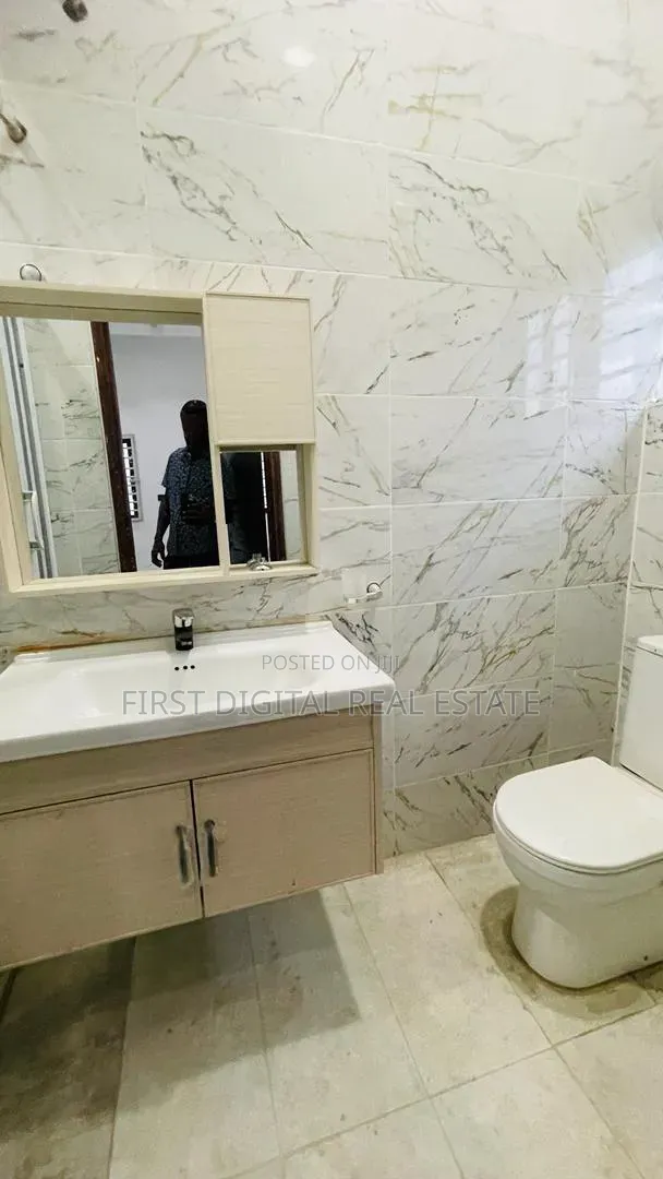 4bdrm House in First Digital Real, Kwabenya for sale in Kwabenya