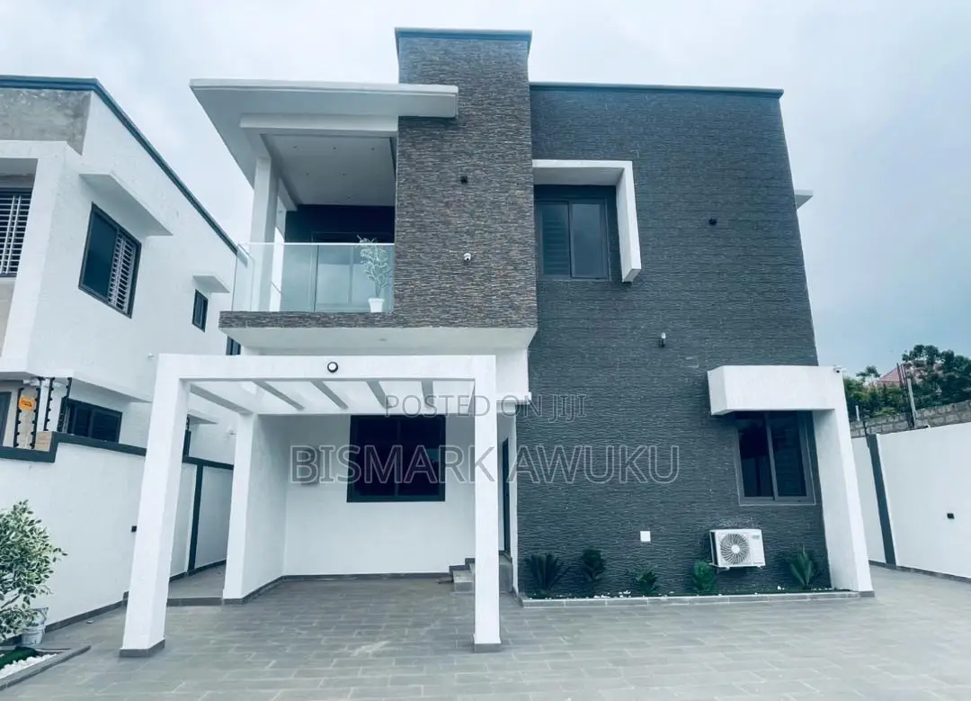 4bdrm House in East Legon for sale in East Legon