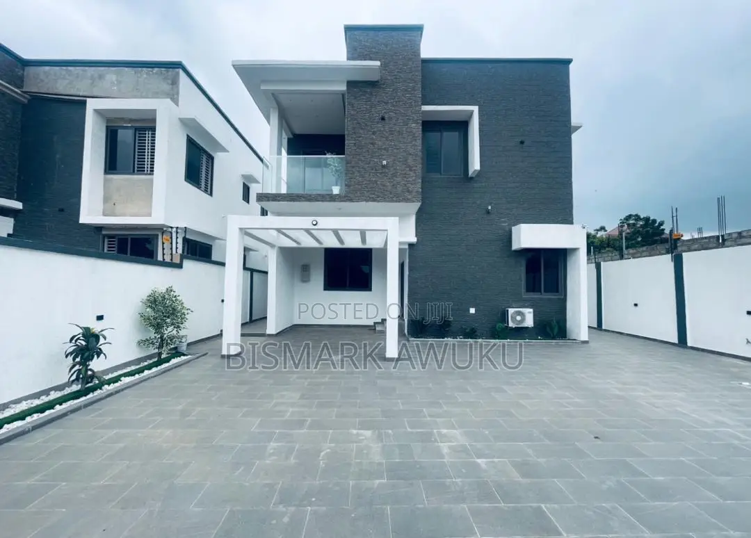 4bdrm House in East Legon for sale in East Legon