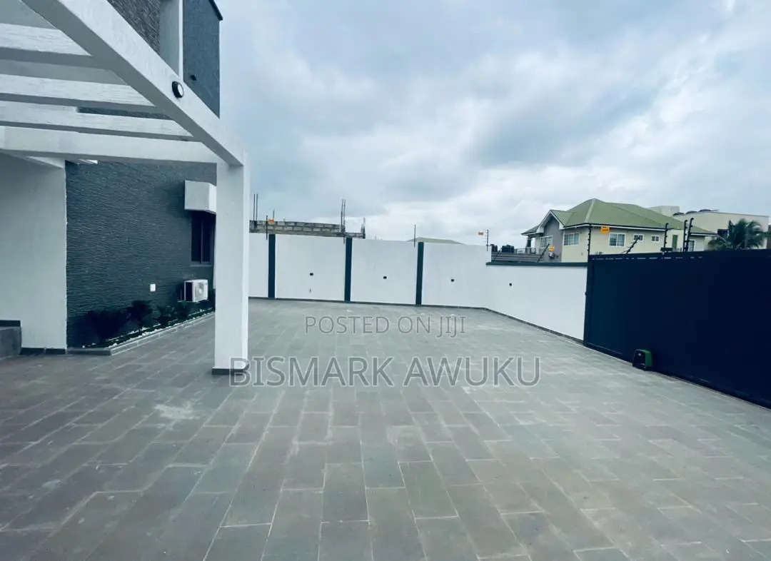 4bdrm House in East Legon for sale in East Legon